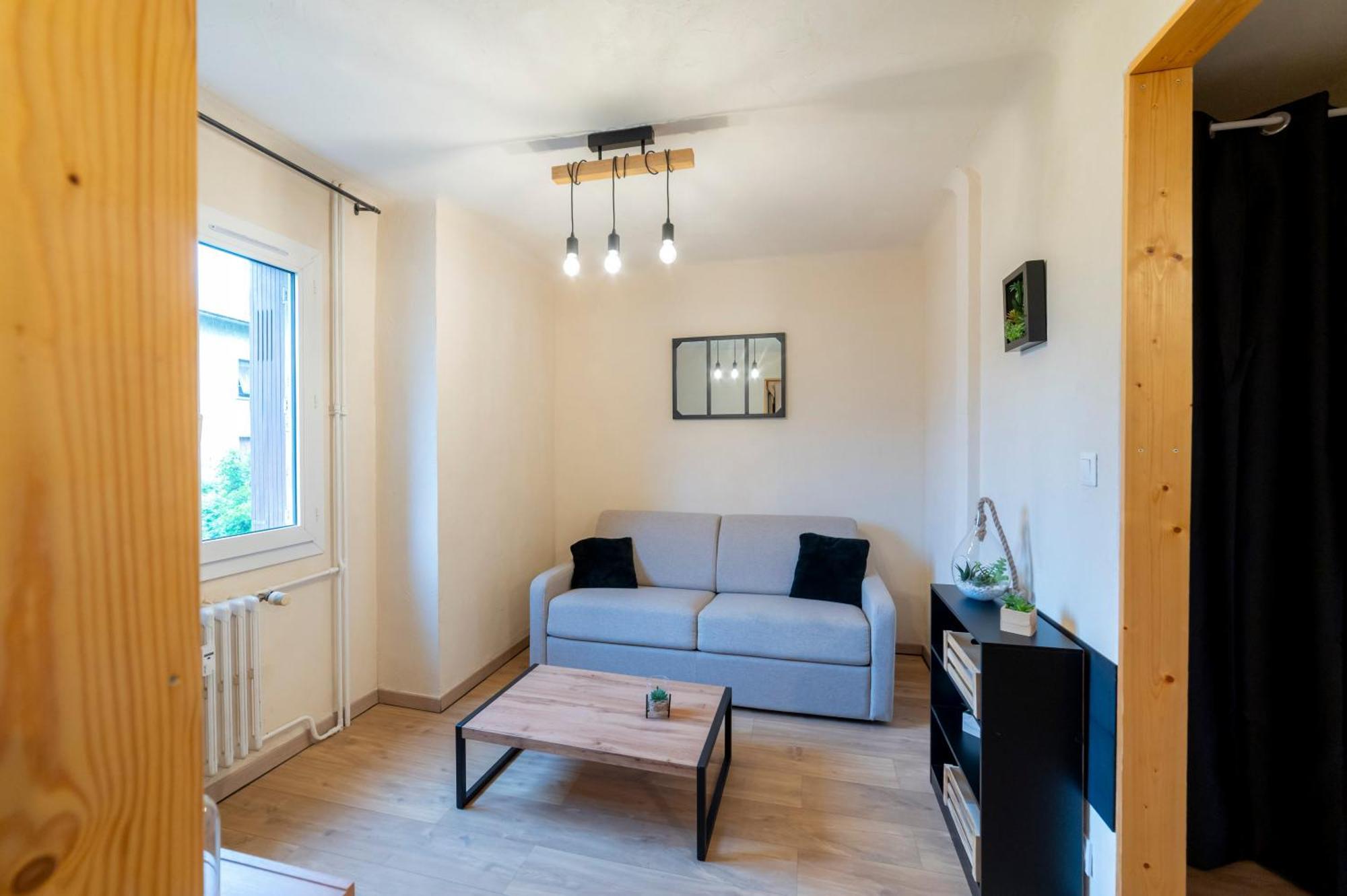 La Galleanne Studio Agreable Et Chaleureux Μπριανσόν Εξωτερικό φωτογραφία